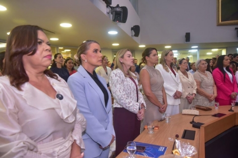 As prefeitas foram homenageadas pelo Poder Legislativo