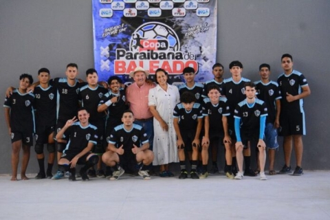 O prefeito Rob�rio Burity recepcionou os atletas