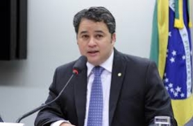 Efraim ficou solid�rio com a fam�lia dos policiais assassinados