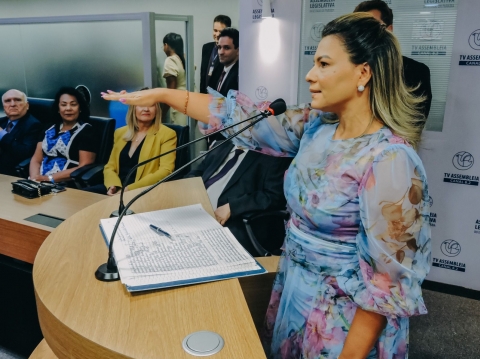 A deputada Jane Panta deixar� seu gabinete de portas aberta