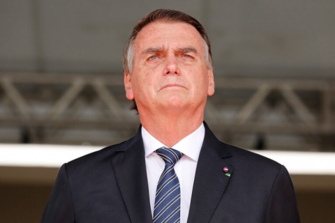 Bolsonaro considera medida inaceit�vel