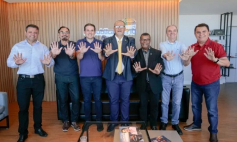 P� de A�o, Marc�lio, Mikika, Marmute e Bispo Z� Luiz no Republicanos
