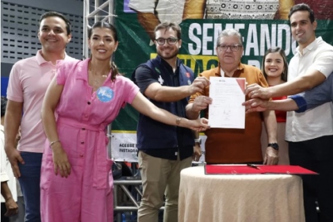 Maria Porto e Matheus fizeram pleitos ao governador