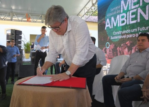Azevedo comandou a abertura oficial da semana do Meio Ambiente