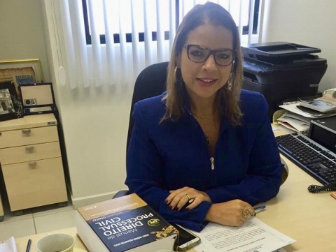Promotora quer apurar irregularidades no edital