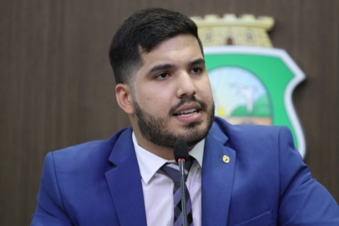 Fernandes desmoralizou a PTralhada 