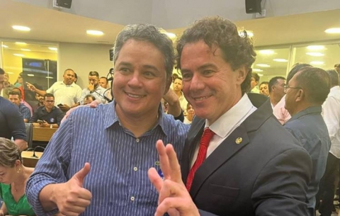 Efraim e Ven�: queremos que o povo se exploda!