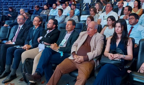 O prefeito Rob�rio Burity esteve nas commra��es