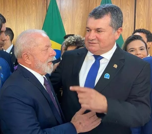 O presidente da Famup nunca escondeu sua prefer�ncia por Lula