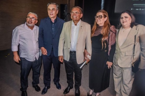 Adriano prestigiou evento em homenagem a RCL