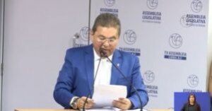 Presidente da ALPB, Adriano Galdino