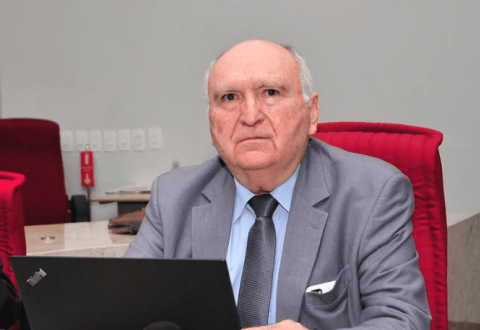 Nominando � o atual presidente do TCE