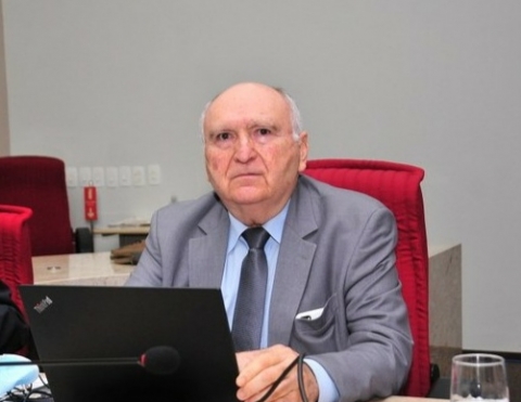 Nominando Diniz, presidente do TCE, desmentiu prefeitos