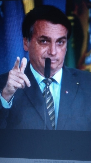 Bolsonaro ficou solid�rio com Trump