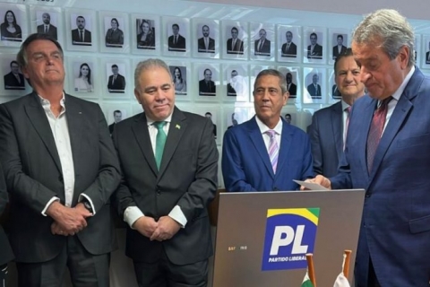 Bolsonaro prestigiou a filia��o de Marcelo