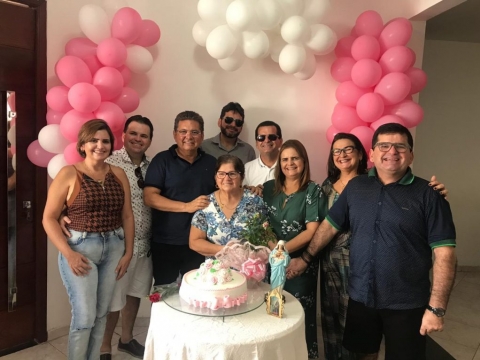 Dona Elizabete: exemplo de for�a e dignidade