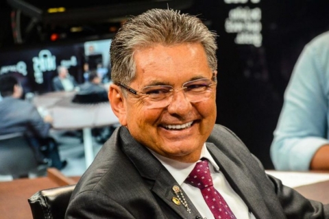 Galdino sentenciou que o pr�prio Gerv�sio j� defendeu essa tese