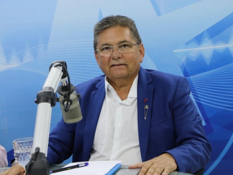 Adriano Galdino respeita a hierarquia partid�ria