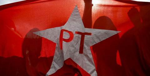 Governo do PT tem massacrado assalariados