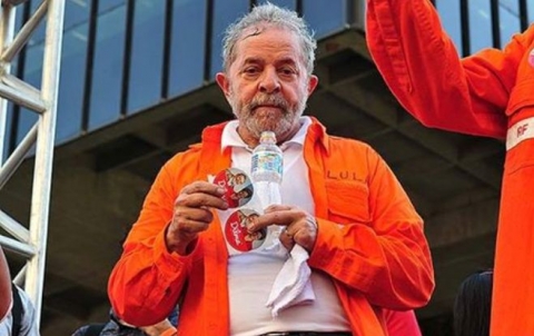 9 Dedos, o chefe da ratazana que destruiu o Brasil