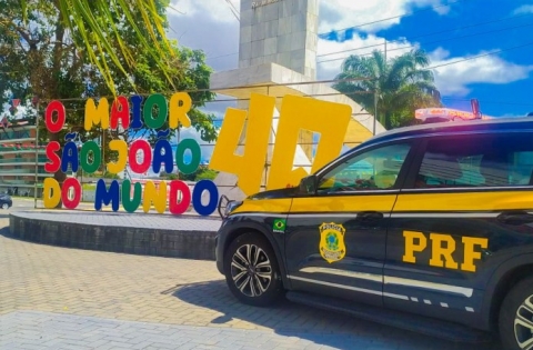 A PRF orienta e combate a criminalidade