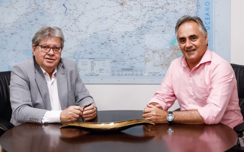 Jo�o se reuniu com Cartaxo, do PT