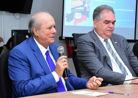 DesembargaJos�w Rdores Jos� Ricardo Porto e Fred Coutinho