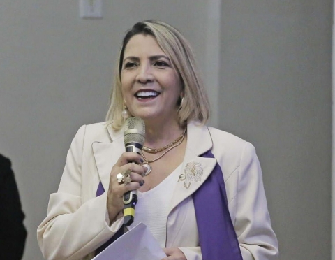 Nena Martins, sempre na luta pelas pautas das mulheres