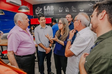 Nominando deve assumir prefeitura durante viagem de C�cero: 