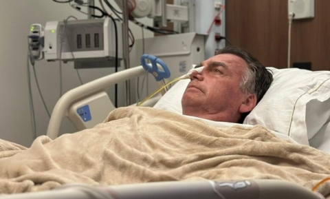 Jair Bolsonaro precisa de aten��o especial