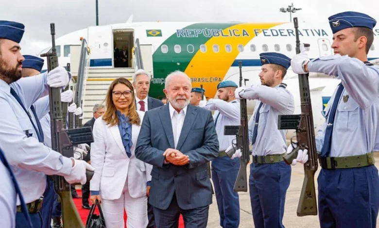 Lula e Janja gastaram quase 100 milh�es de rais