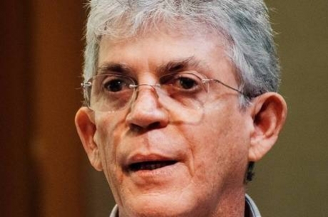 Ricardo Coutinho � alvo de a��o criminal