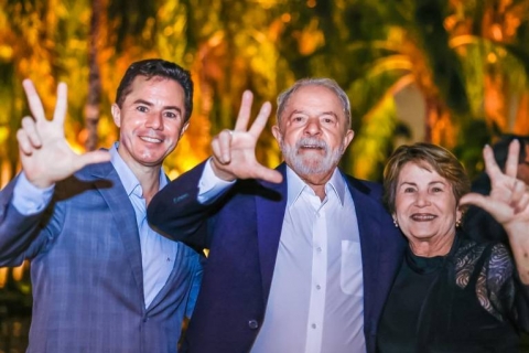 O velhaco e o Ladr�o, unidos para ludibriar o povo