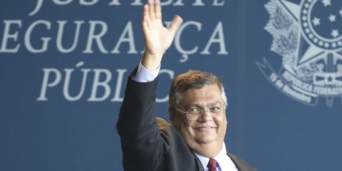 A quem interessa a exclus�o das imagens de 8 de janeiro?