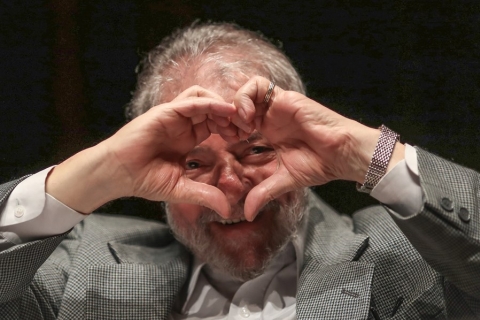O presidente que quer quebrar o Brasil