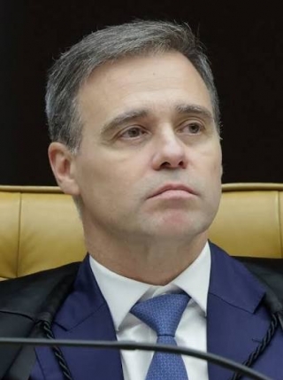 Ministro Andr� Mendon�a deu autoriza��o