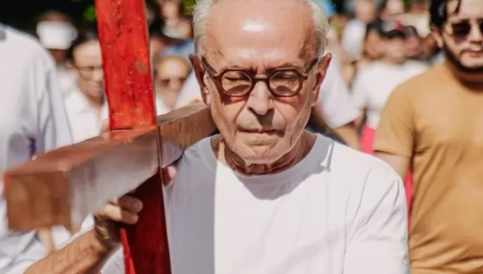 Quando a religiosidade vira palanque: s�mbolos �sagrados� entram no jogo pelo poder na Para�ba