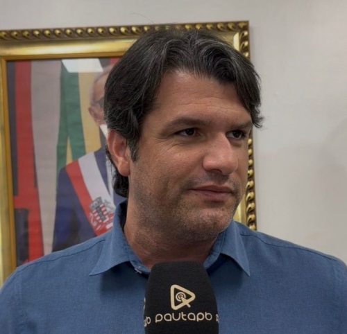 Leo Bezerra defende nome de Campina para vice de C�cero