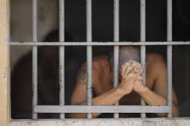 NA CCJ DA C�MARA: PEC que reduz maioridade penal para 16 anos � aprovada