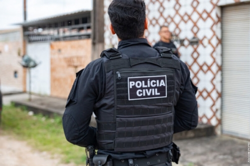 COMPAIX�O: Opera��o das pol�cias civil e militar cumprem mandados de pris�o em Guarabira