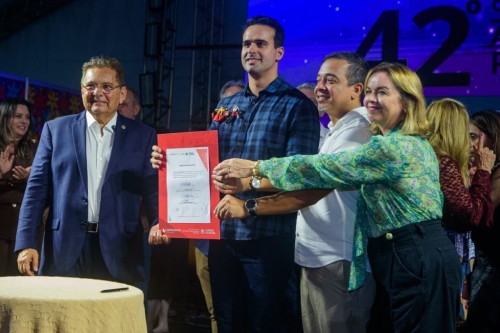 ALPB realiza sess�o no Sal�o de Artesanato com pauta cultural e projetos para Campina e regi�o