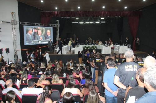 Assembleia Legislativa aprova a LOA, Galdino parabeniza deputados e recesso tem in�cio