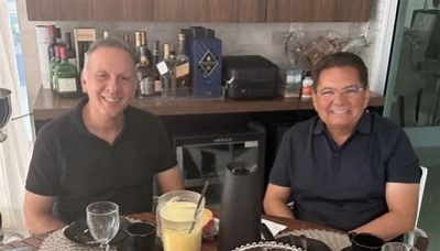 Adriano Galdino nega convite para ser vice, mas n�o descarta discutir o assunto se houver proposta 