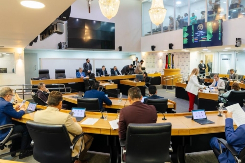 ALPB aprova projetos sobre seguran�a infantil, sa�de e empreendedorismo na terceira idade
